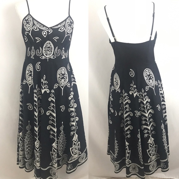 Magic Black & White Pattern Dress - Picture 1 of 8